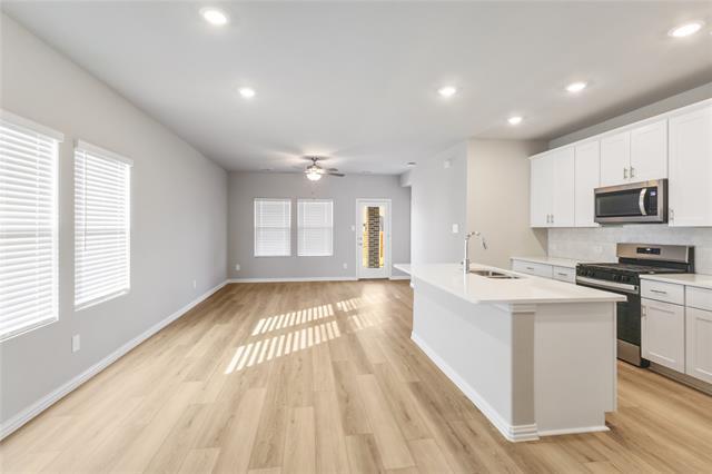 Foto del edificio - 510 Clover Crk Dr