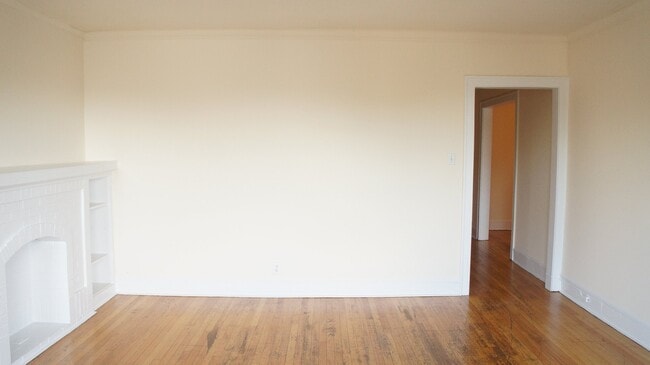 Photo - 2336 N Spaulding Ave Apartment
