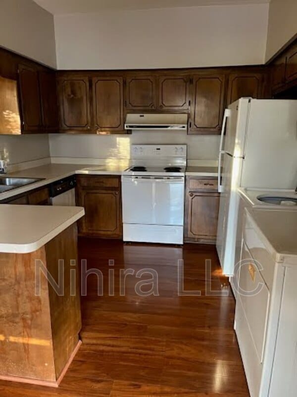 Foto del edificio - 310 W Broad St