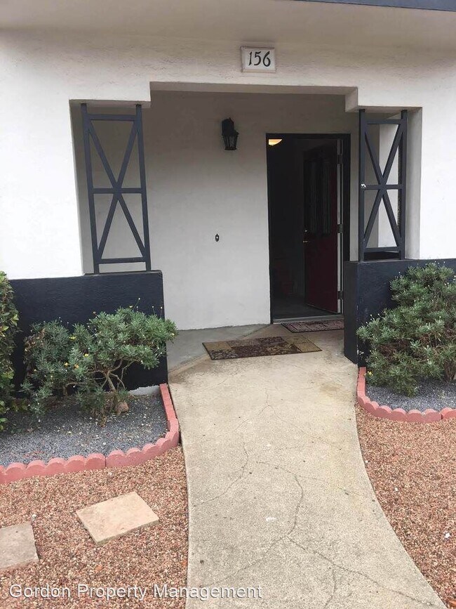 Foto del edificio - 3 br, 2 bath House - 156 Huntington Drive