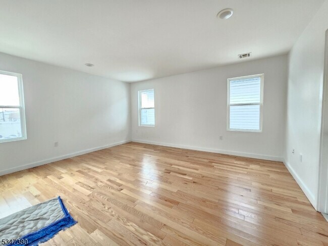Building Photo - 730 Seaport Dr.
