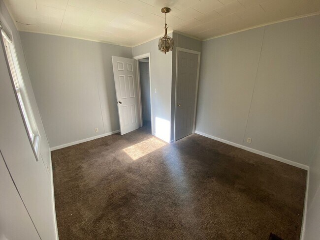 Building Photo - 1021 Princeton