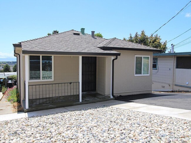 Building Photo - 16779 Hannah Dr