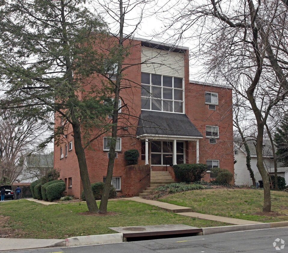 Primary Photo - 3128 9th St N