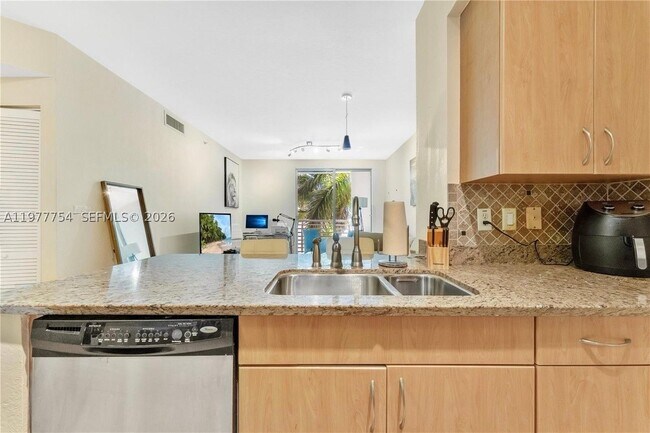Building Photo - 1830 Radius Dr