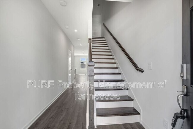 Foto del edificio - 5334 Bellflower Hls