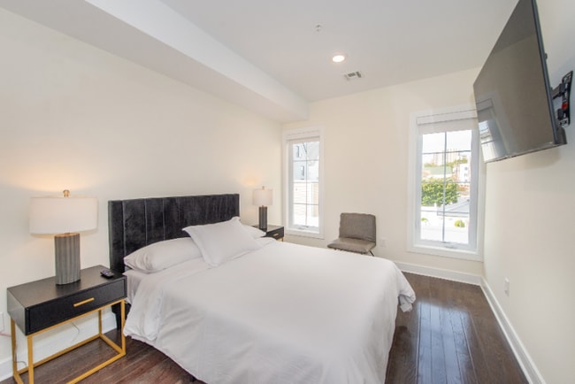 Foto del edificio - 1608 52nd St