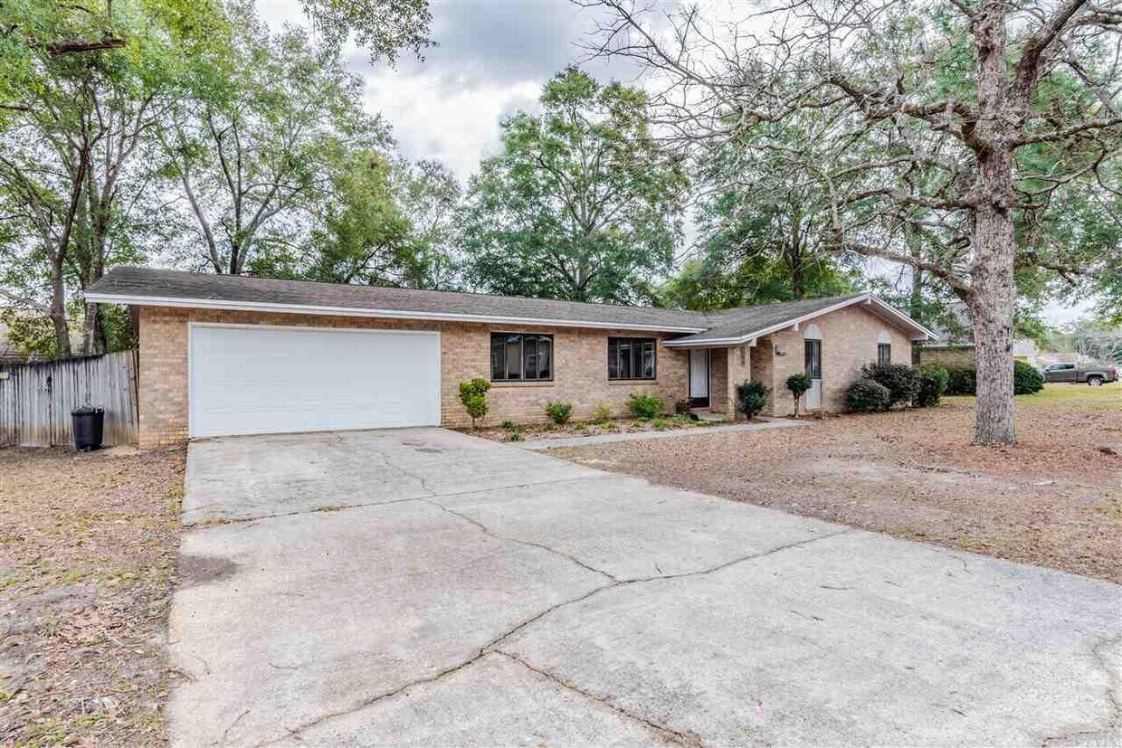 8290 Strasburg Rd, Pensacola, FL 32514 House Rental in Pensacola, FL