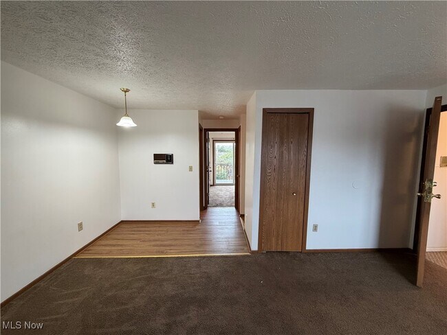 Foto del edificio - 4107 Orchard Dale Dr NW