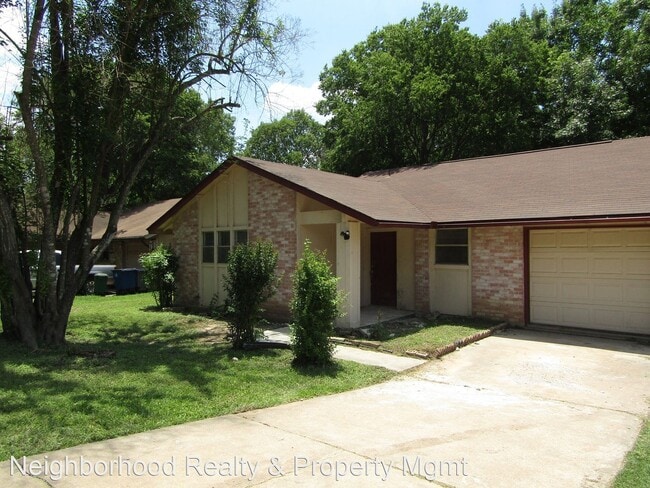 Building Photo - 3 br, 2 bath House - 5226 PINE PLACE