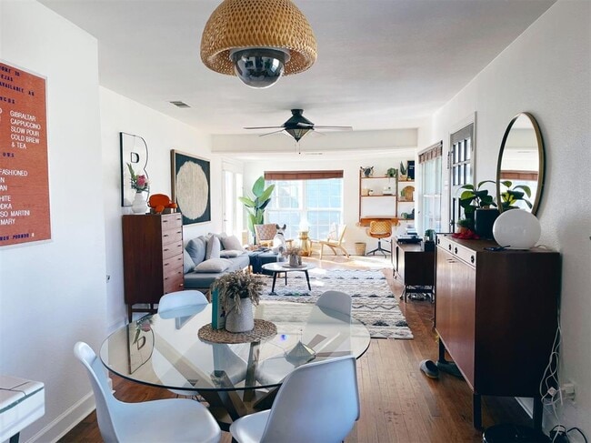 Foto del edificio - 3305 Larry Ln