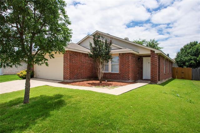 Building Photo - 2224 Maple Dr