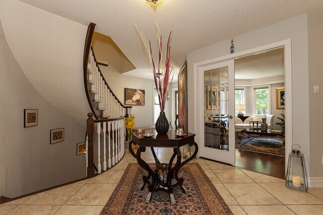 Building Photo - 2074 Brays Ln
