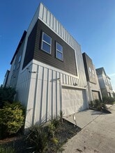 Building Photo - 9803 Blissful Pr Ln