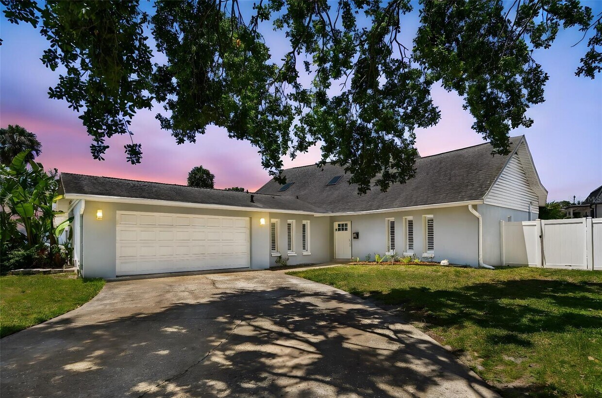 Foto principal - 4203 W Cleveland St