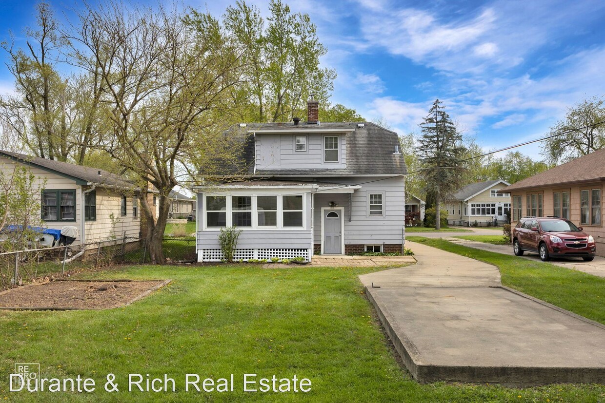 Primary Photo - 3 br, 2 bath House - 1009 Prairie St