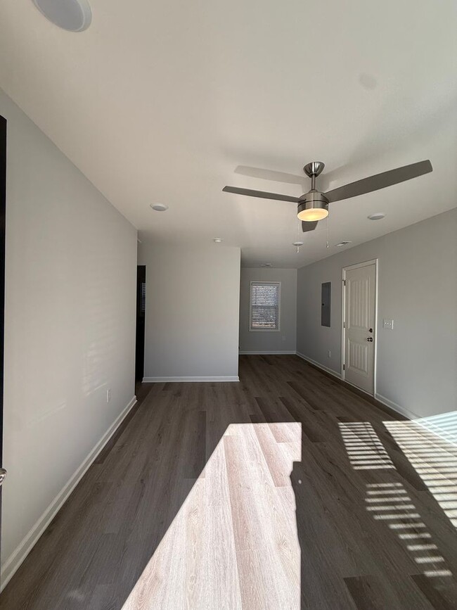 Foto del edificio - Remodeled 3 Bedroom / 1 Bath Home