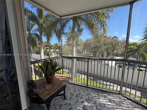 Building Photo - 3181 S Ocean Dr