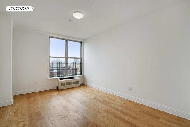 Foto del edificio - 649 Washington Ave