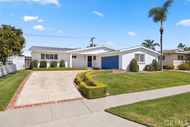 Building Photo - 1430 Mariners Dr
