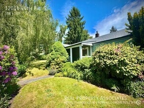 Building Photo - 12014 44th Ave S