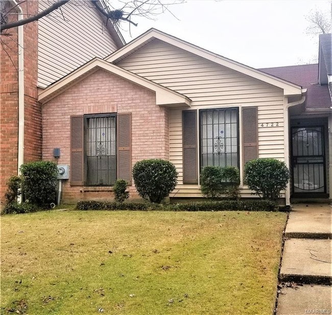 Foto del edificio - 4722 Retreat Rd