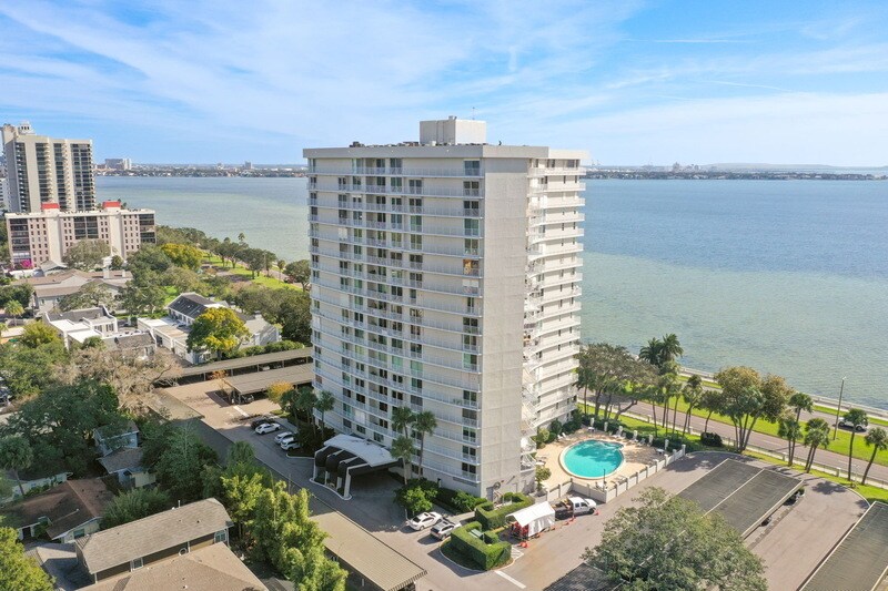 Primary Photo - 2611 Bayshore Blvd