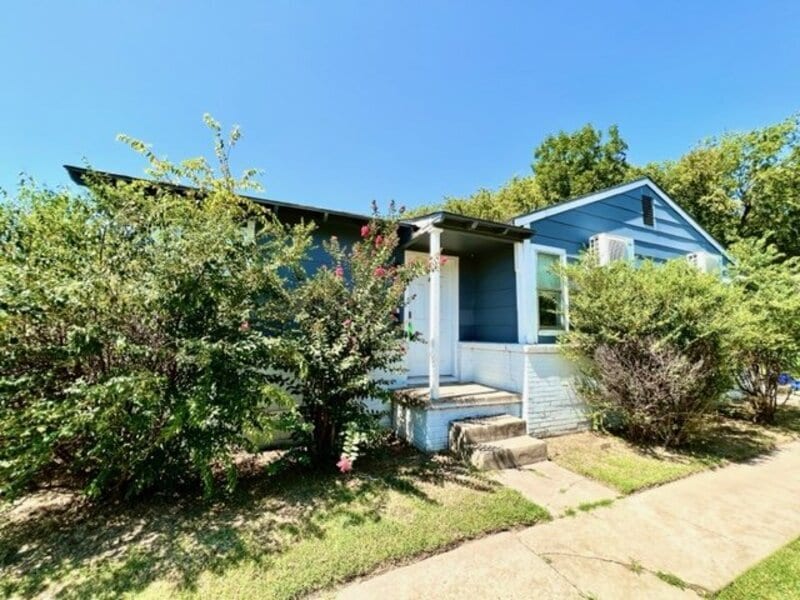 2915 E Easton St Unit A, Tulsa, OK 74110 Condo for Rent in Tulsa, OK