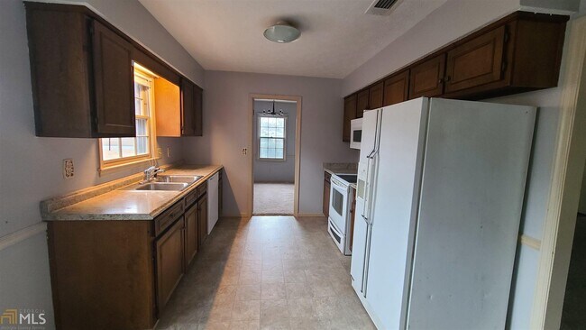 Foto del edificio - 2847 White Chapel Dr