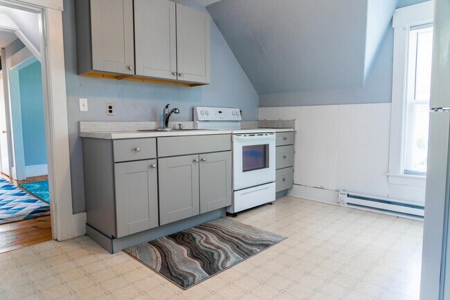 Foto del edificio - 482 Reservoir Ave