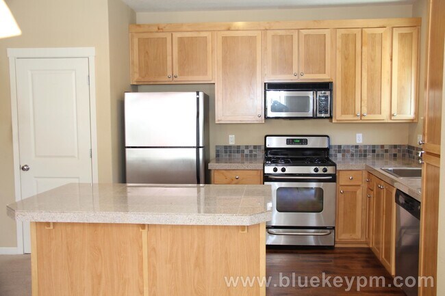 Foto del edificio - 2 Bed, 2.5 Bath Townhome at Woodhaven Crossing in Sherwood