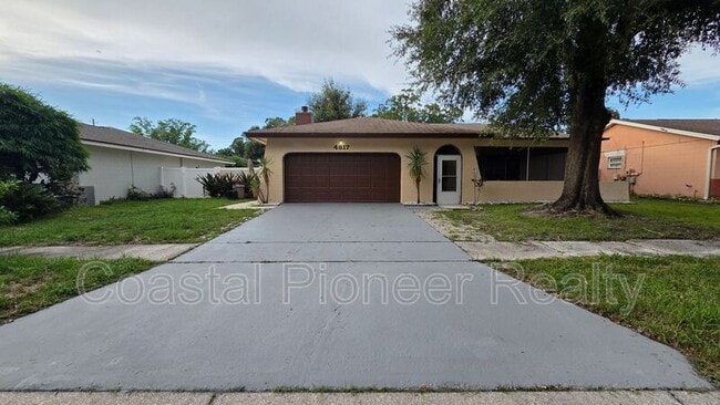 Photo - 4817 Cypress Tree Dr. House