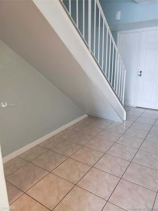 Foto del edificio - 9363 Fontainebleau Blvd