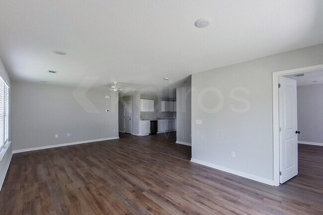 Foto del edificio - 10 Camper Cir