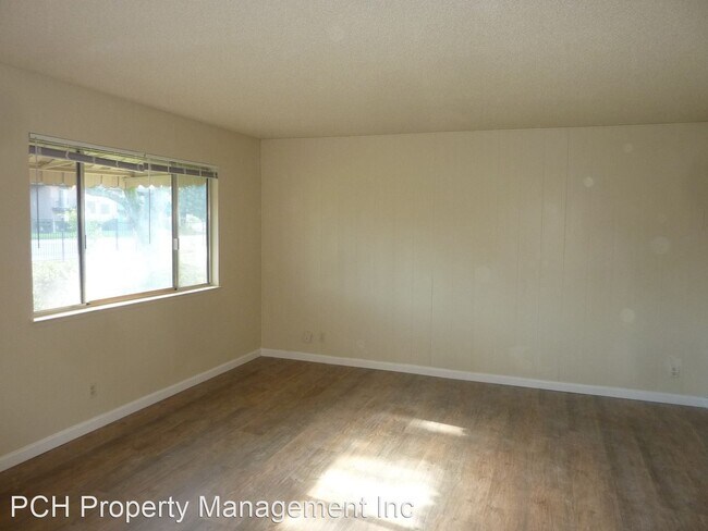 Building Photo - 2 br, 1 bath House - 10811 Coloma Road #1
