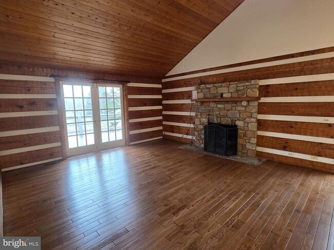 Building Photo - 8022 Dulins Ford Rd