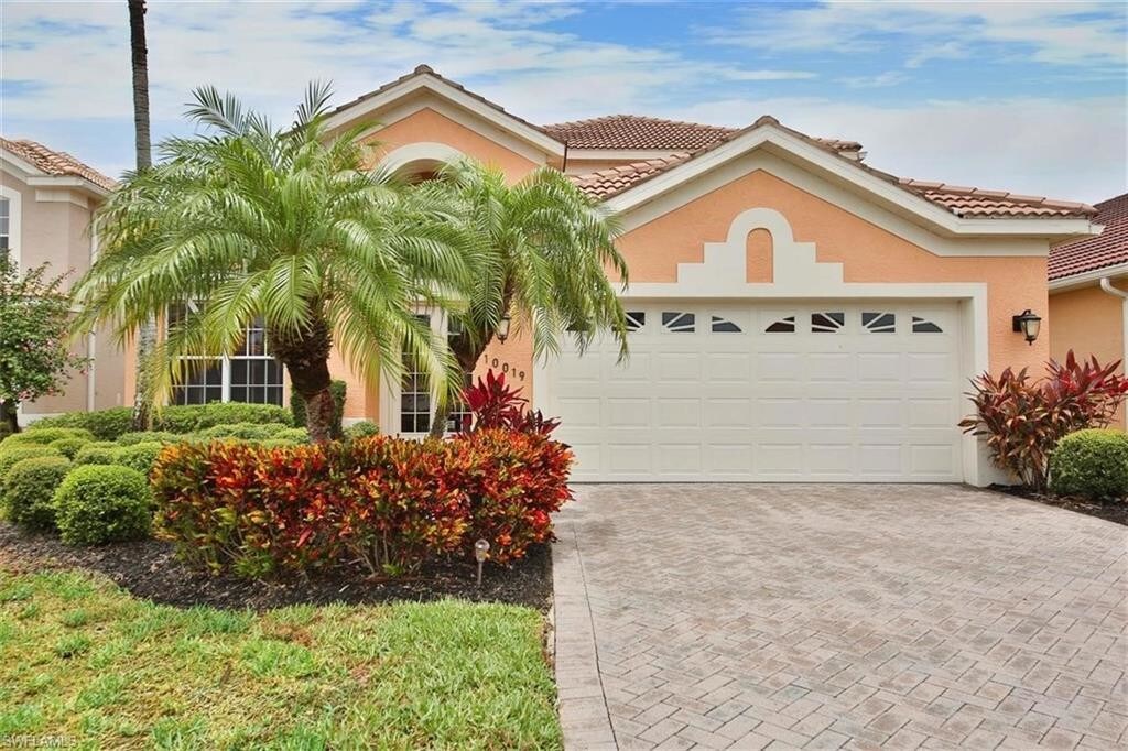 10019 Isola Way, Miromar Lakes, FL 33913 House Rental in Miromar