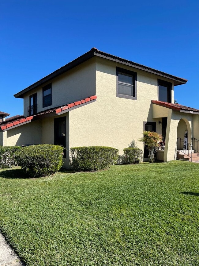 Building Photo - Spanish-Style 3 Bedroom, 2.5 Bath Mediterr...