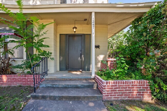 Building Photo - 1347 South Florence Avenue