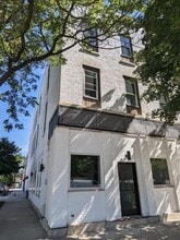 Building Photo - 1236 W Hubbard St