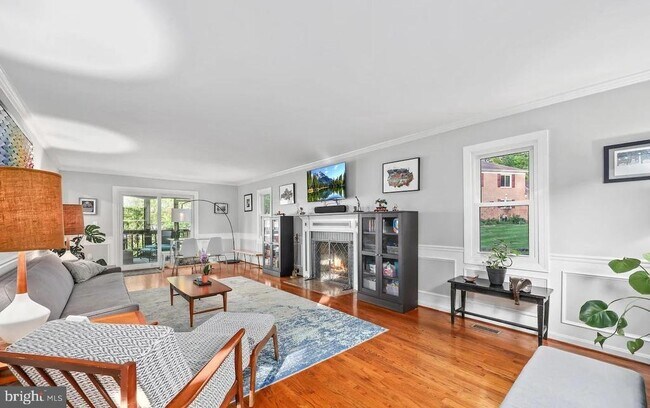 Foto del edificio - 18505 Cabin Rd