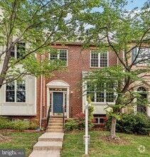 Building Photo - 2403 Fieldcreek Dr