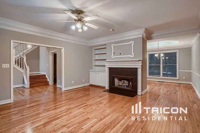 Foto del edificio - 1916 Lilac Ridge Dr