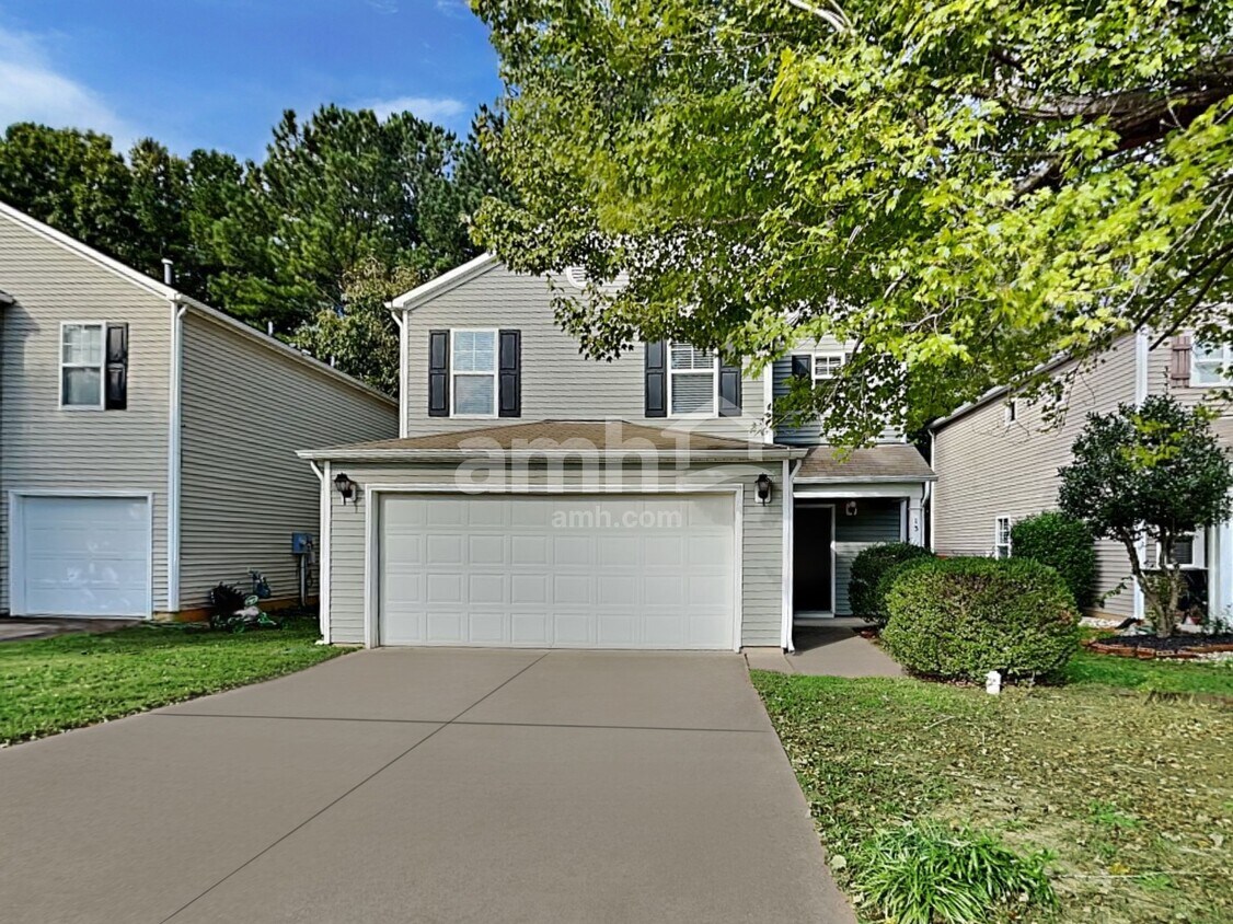 Foto principal - 13 Valleyfield Dr