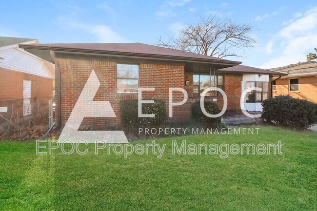 Foto del edificio - 742 Highland Pkwy