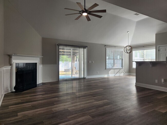 Foto del edificio - Tastefully updated 3 Bedroom 2 Bath home in The Arbors of Pooler!