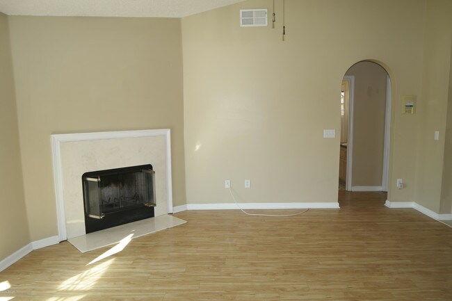 Foto del edificio - 2448 Glade Springs Dr
