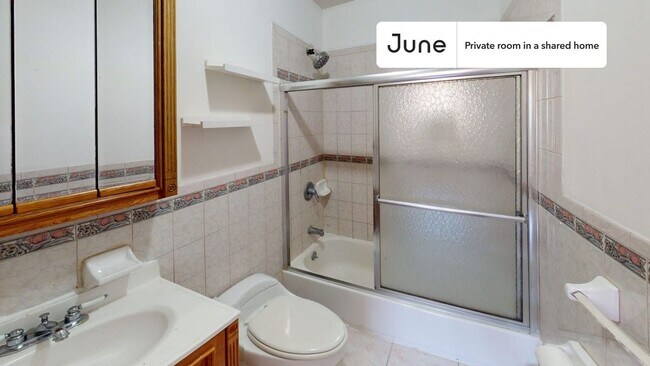 Foto del edificio - Room in Shared 2 bed/2 bath home in Fort Greene