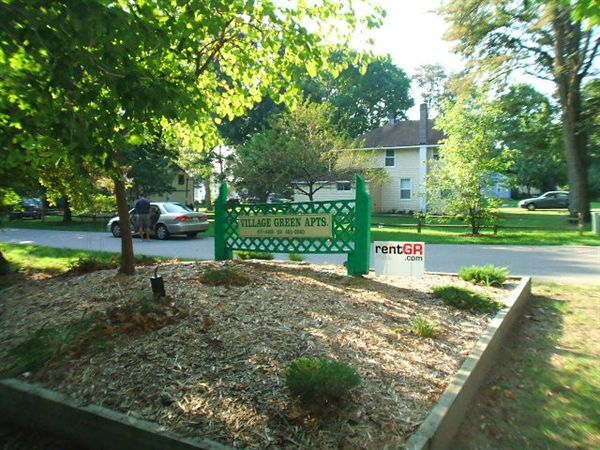 Primary Photo - 532 Forrest St
