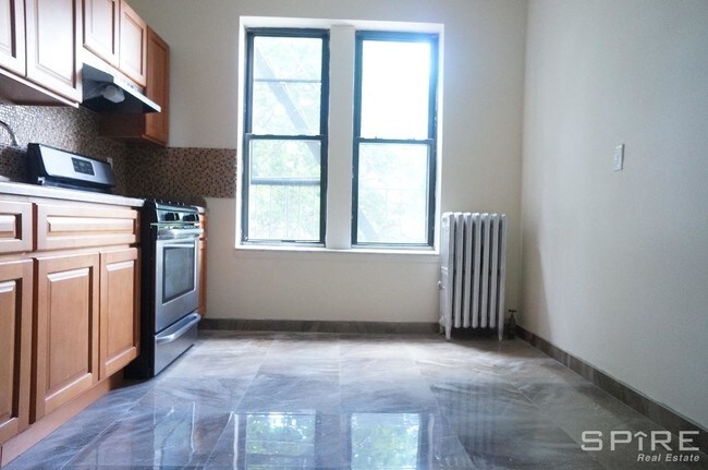Foto del edificio - 1602 E 43rd St